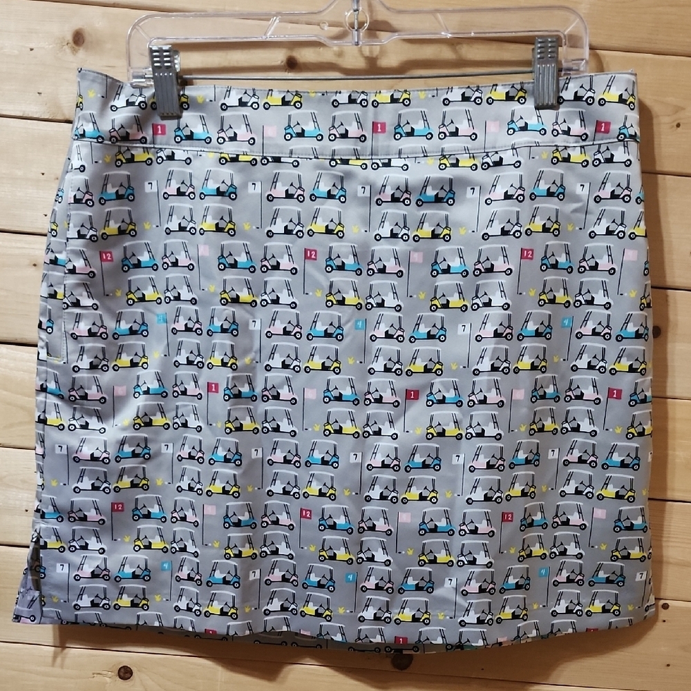 IZOD Skort Size 10 Golf NEW CUTE DESIGN